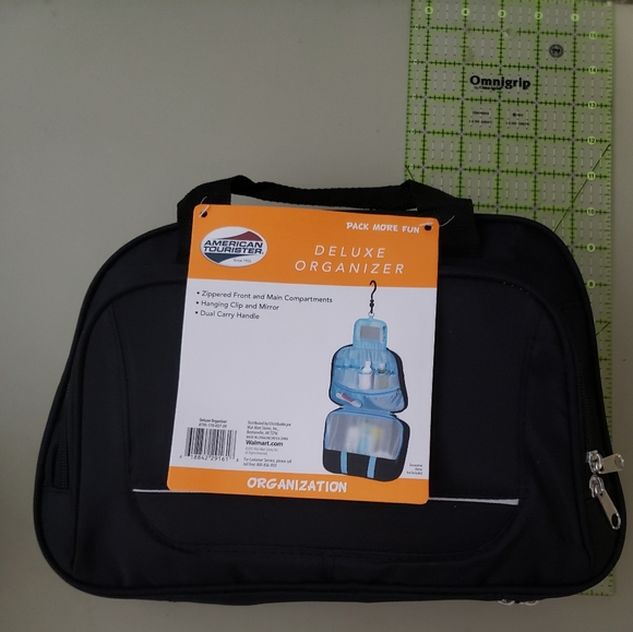 American tourister deluxe toiletry kit Clearance